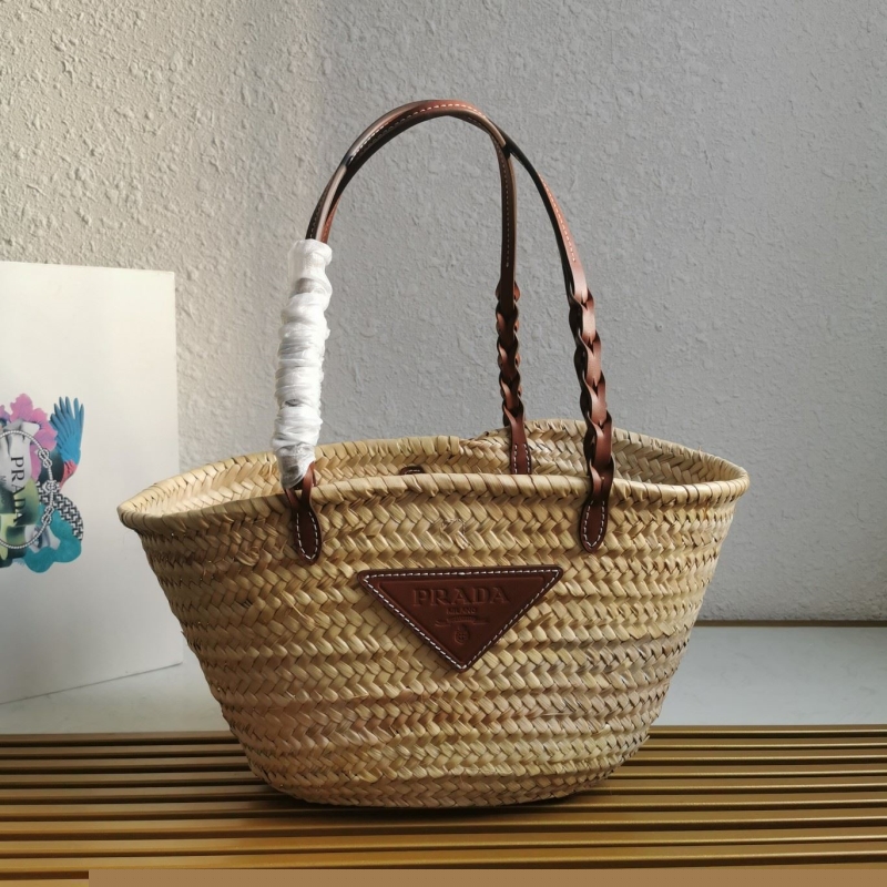 Pra*a shopping bags
